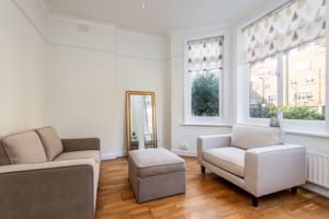 Compayne Gardens South Hampstead